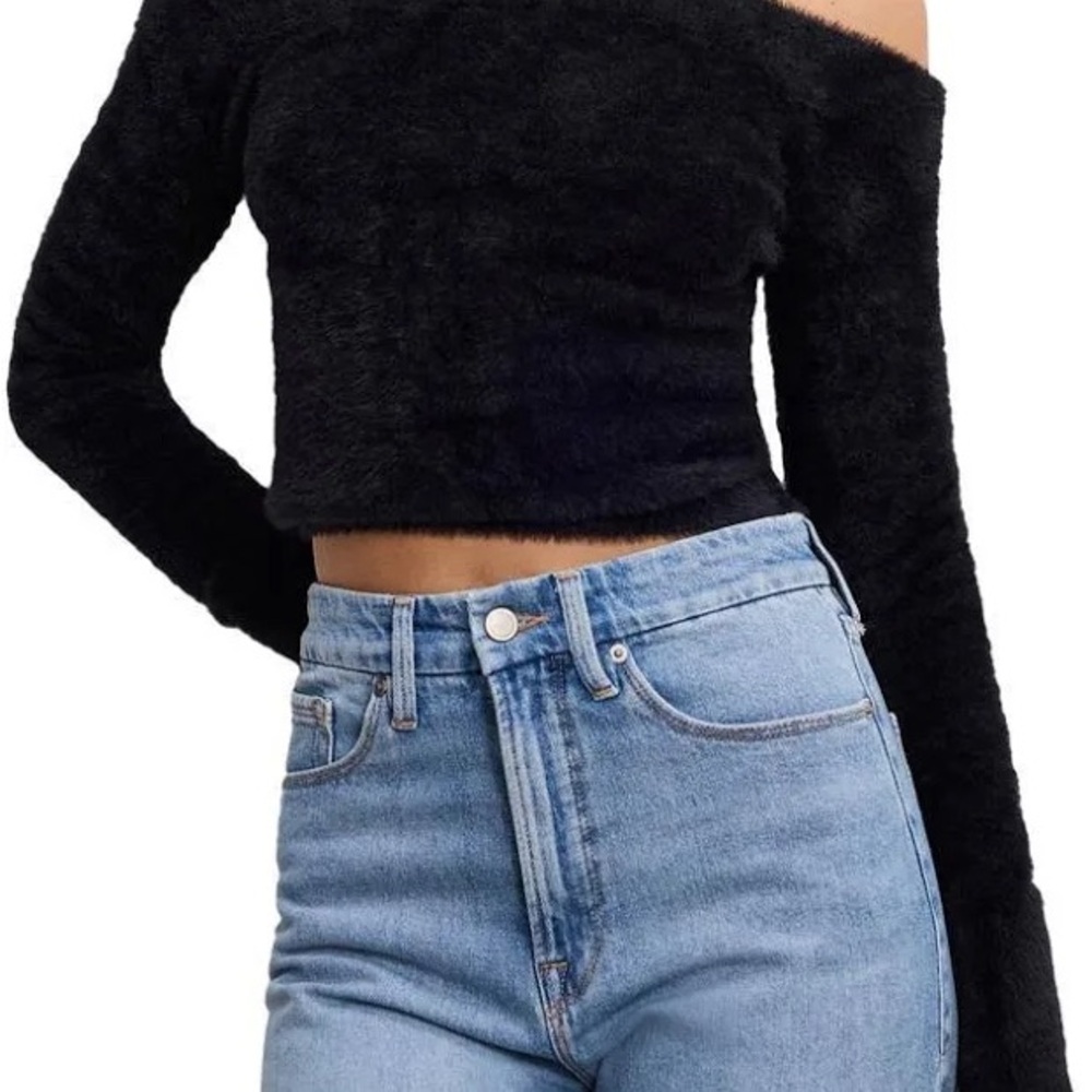 Good American Black Fuzzy Crop Sweater